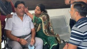 sunder sham arora weeping after arrest 