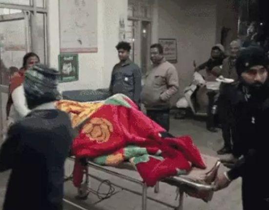 Husband set his wife on fire in Ludhiana, 50 percent burnt body, PGI Ref