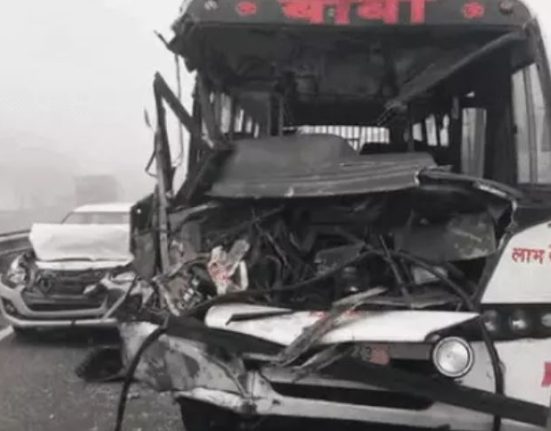 2 accidents within 500 meters on NH in Khanna: 8 vehicles collide due to fog, 3 injured, bride unhurt