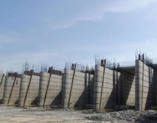 The Shahpur Kandhi project will be commissioned by the end of the year
