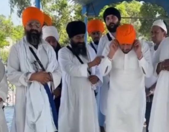 Mutt Sherowala, who posted an objectionable post about Guru Sahib, apologized holding his ear
