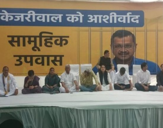 AAP's collective fast against Kejriwal's arrest, AAP leaders gathered at Jantar Mantar